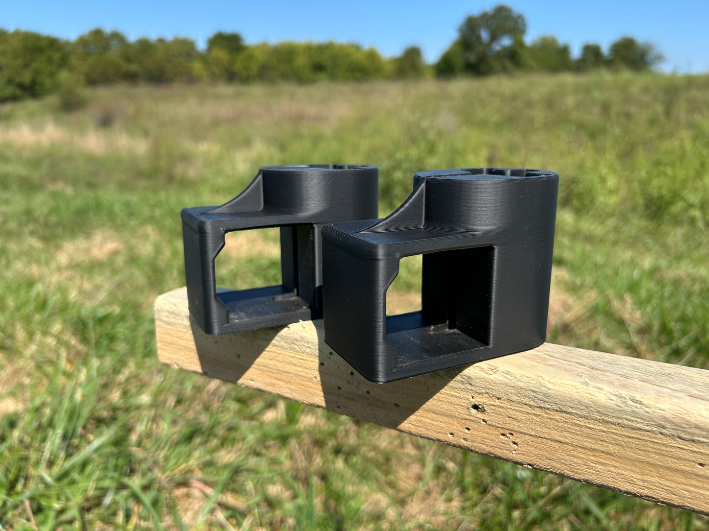 T-Dapter - Adjustable Mounting Solution for T-Posts