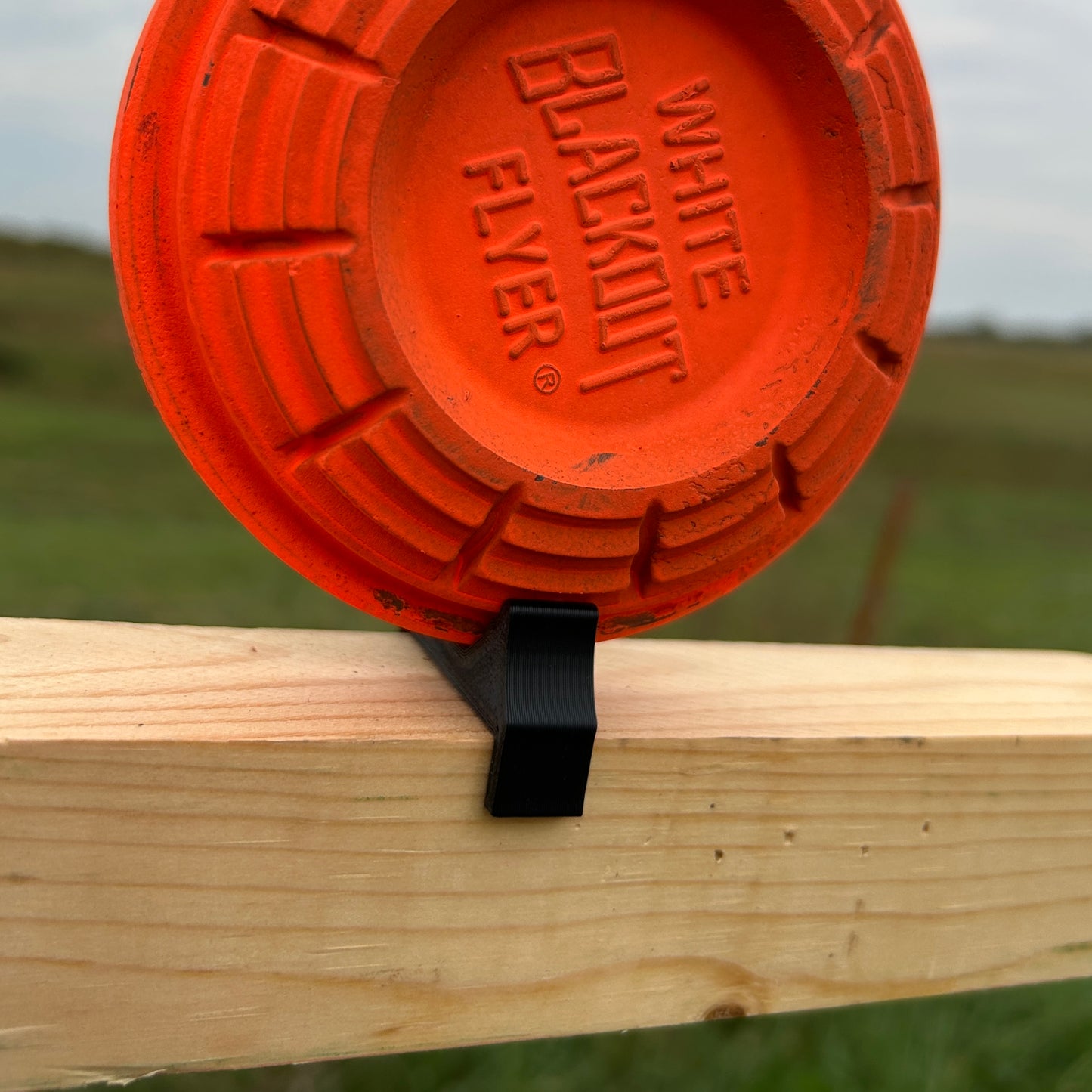 1x T-Dapter + 10x Clay Pigeon Clips