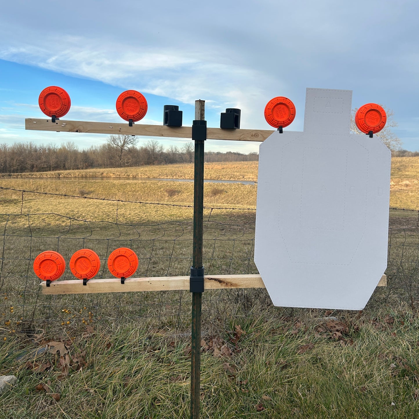 1x T-Dapter + 10x Clay Pigeon Clips